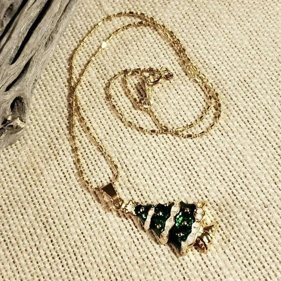 Christmas Tree Green White Gold Enamel Holiday Pendant Necklace - Picture 3 of 6